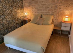 Chambre Cocooning dans une maison avec jardin en centre ville